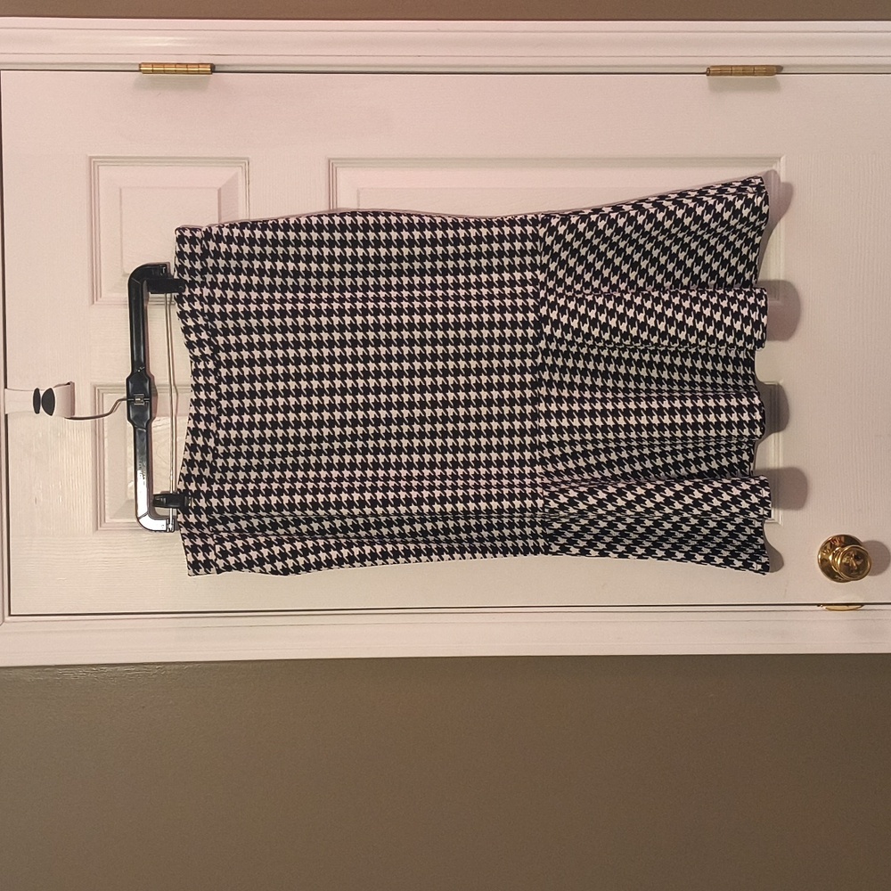 Women's Herringbone Skirt